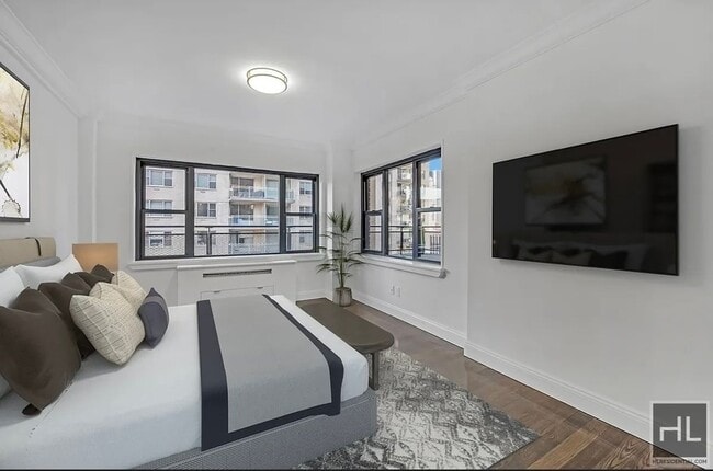 Building Photo - 405 E 56th St