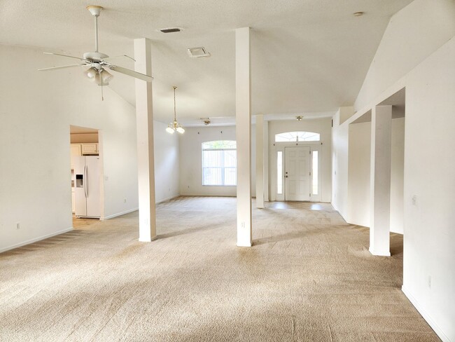 Building Photo - Port St. Lucie Pool Home for rent