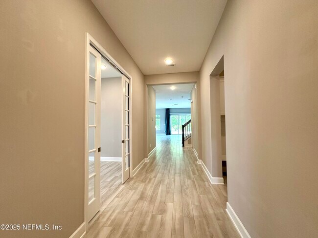 Building Photo - 11176 Engineering Way