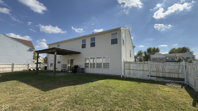 Building Photo - 5064 Gunston Ln