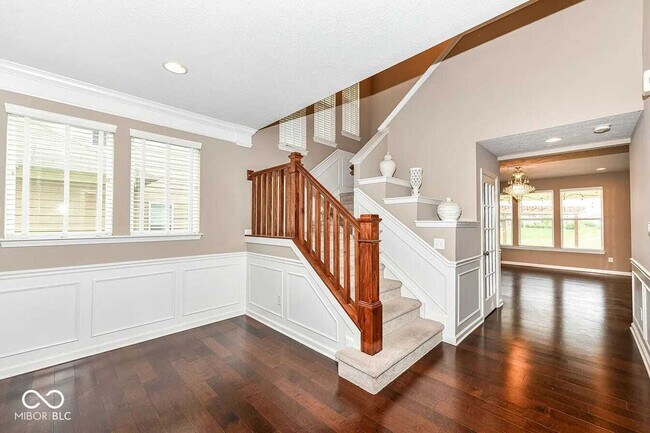 Building Photo - 14080 Knightstown Dr W