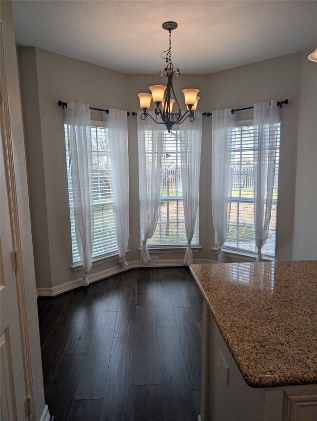 Building Photo - 4222 5th St