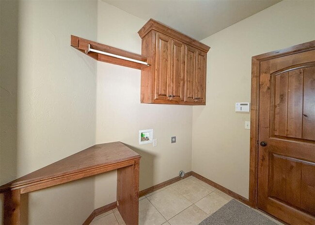 Building Photo - 14009 Canterbury Dr