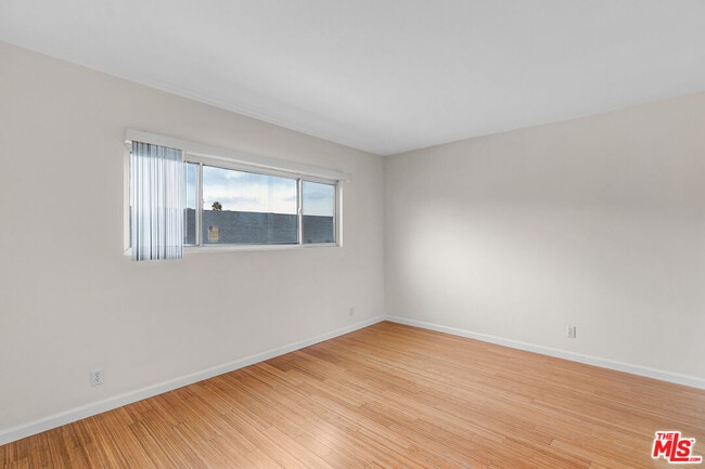 Building Photo - 2637 S Centinela Ave