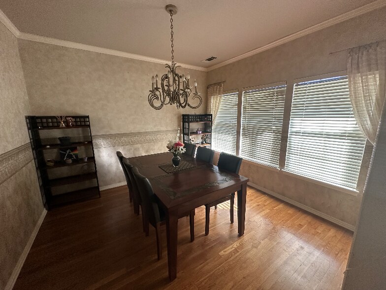 Primary Photo - 3712 W Hartford St