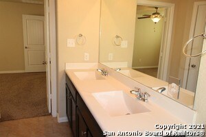 Building Photo - 9118 Hogarten