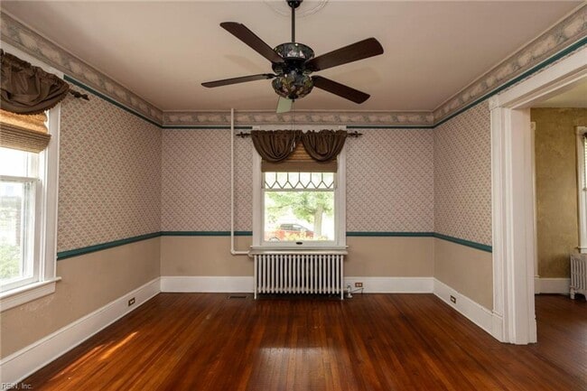 Building Photo - Port Norfolk