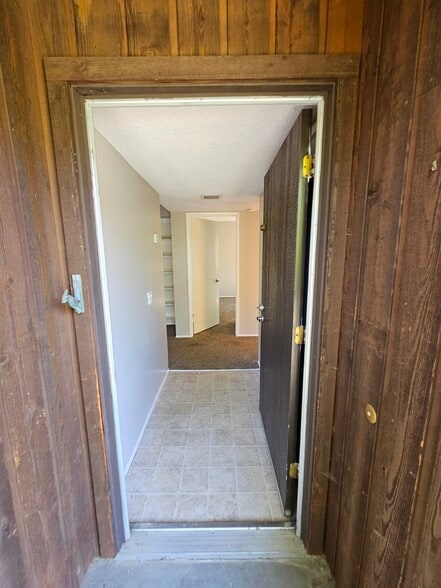 Building Photo - 2157 Arnold Way