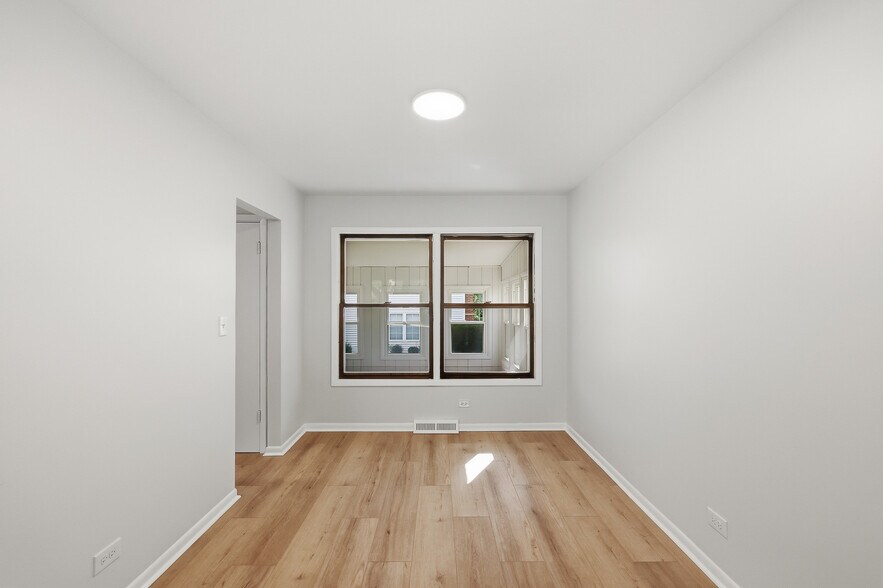Building Photo - 849 Pear Tree Ln