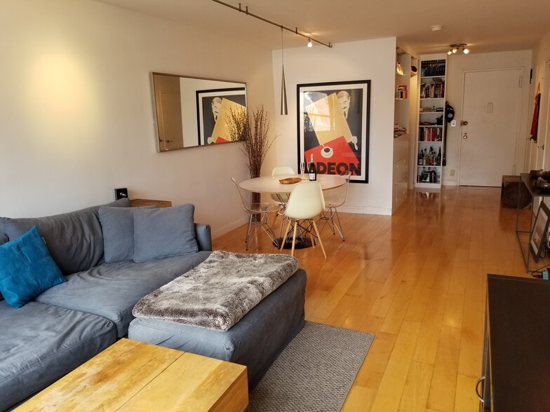 Building Photo - 7 east 14th Street Apt 1 Z