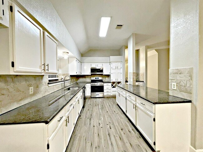 Building Photo - 8501 Priest River Dr