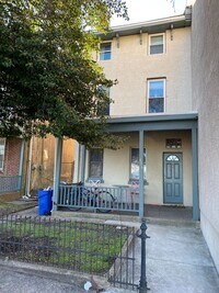 Building Photo - 416 N 31st St