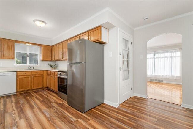 Building Photo - 207 Chan Mowr Dr