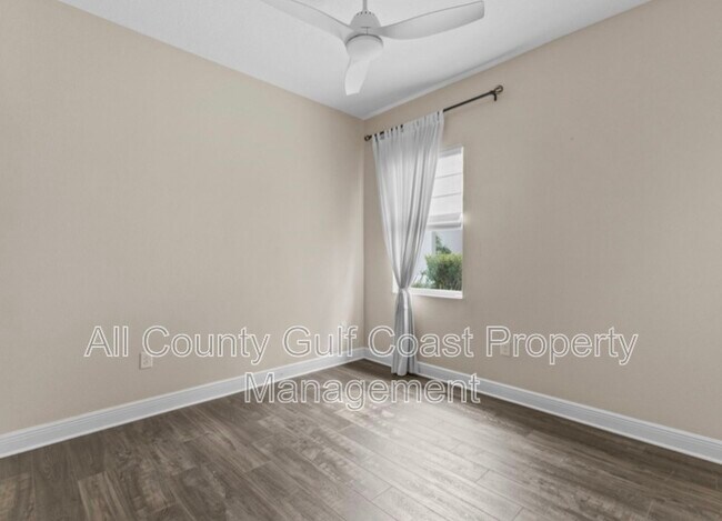 Building Photo - 13013 Steinhatchee Loop