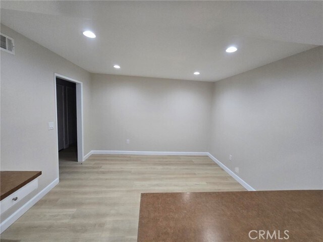Building Photo - 5552 Reno Cir