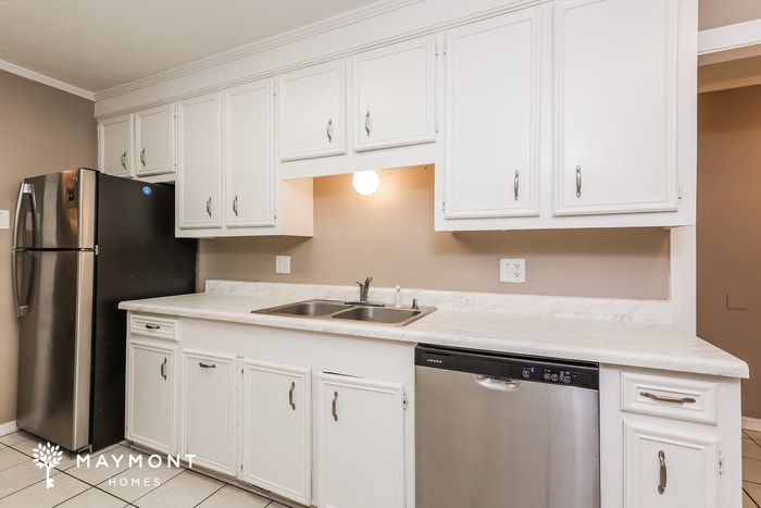 Building Photo - 214 Edinburgh Ct