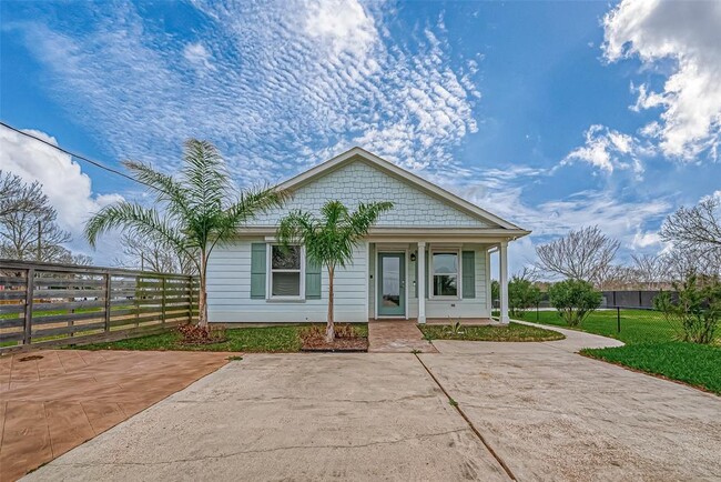 Primary Photo - 2417 Avenue A