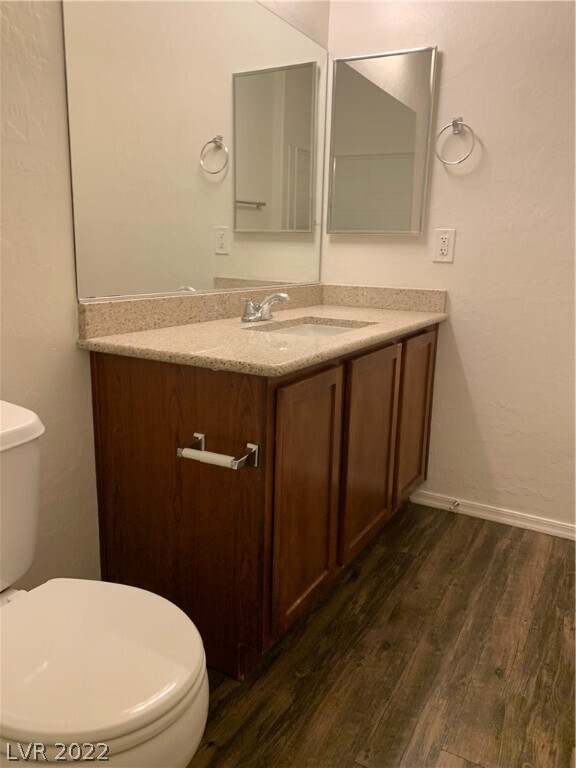 Building Photo - 6868 Sky Pointe Dr
