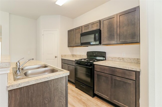 Building Photo - 25242 Sanitas Valley Dr