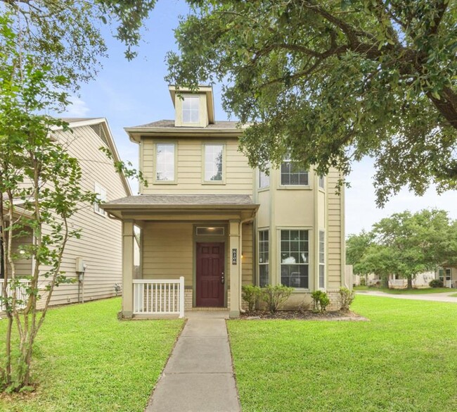 Building Photo - 6206 Scotchwood Dr