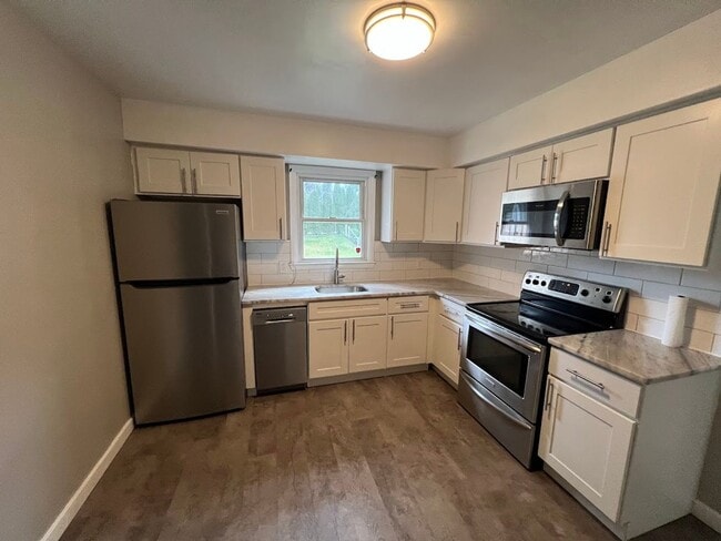 Primary Photo - 3 Bedroom House