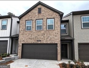 Building Photo - 716 Vallin St