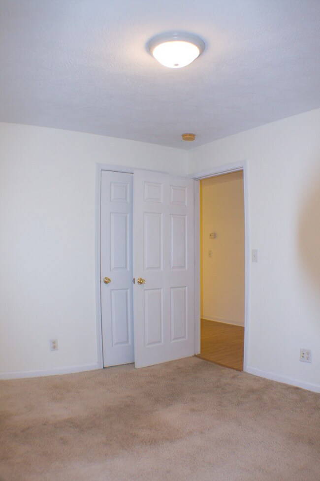 Building Photo - 1416 Highland Ave