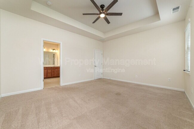 Building Photo - 7922 Kelburn Ln