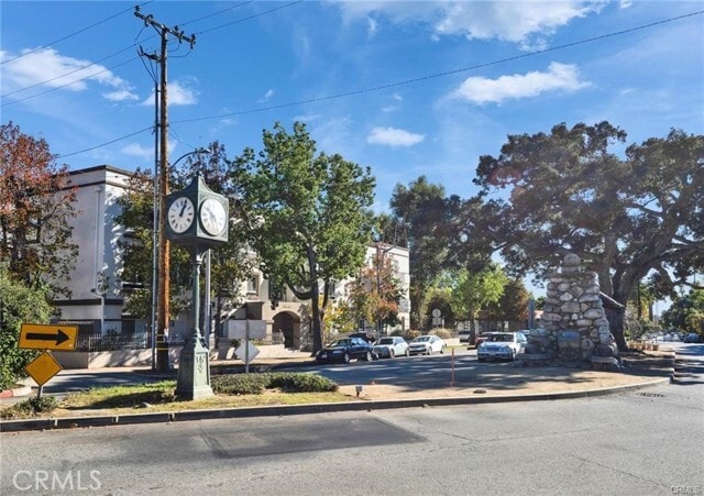 Building Photo - 726 Meridian Ave