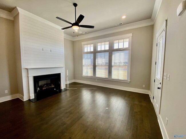 Building Photo - 343 Hay Rake Dr