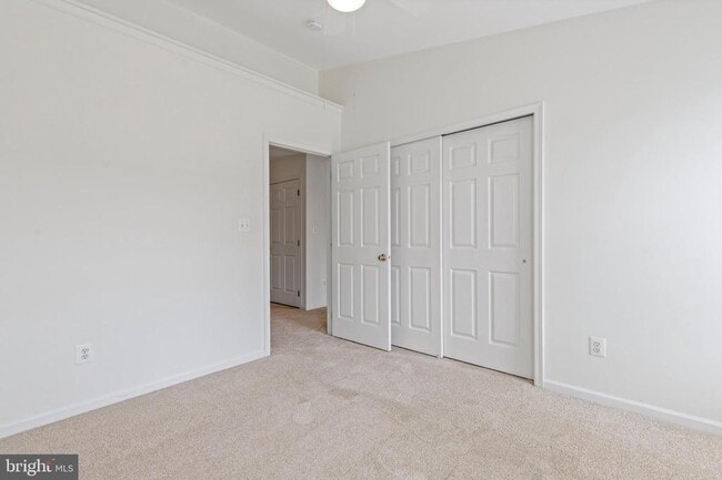 Building Photo - 22576 Welborne Manor Square