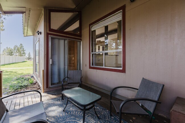 Building Photo - 217 Pinon Causeway