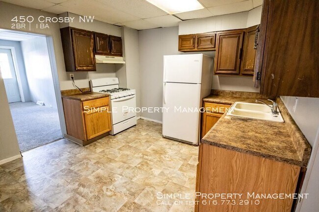Building Photo - Nice 2 Bed 1 Bath on the NW Side!