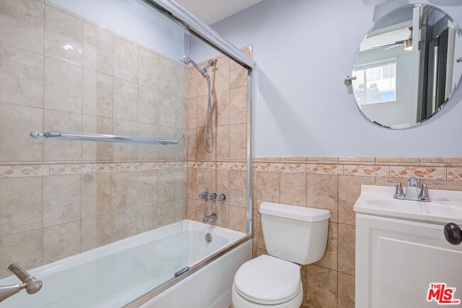 Building Photo - 355 Panama Ave