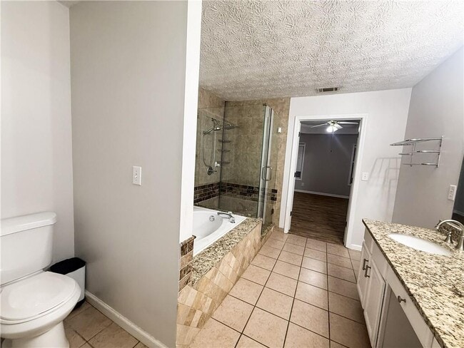 Building Photo - 5555 Grove Place Crossing SW