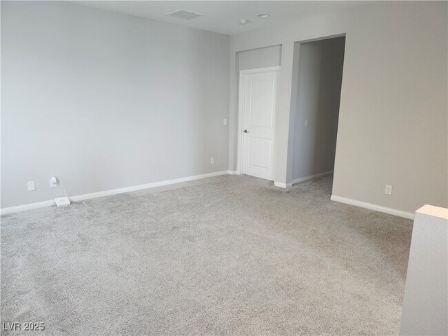 Building Photo - 9897 W Oleta Ave