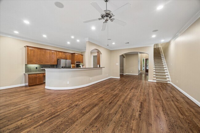 Building Photo - 5349 McCulloch Cir