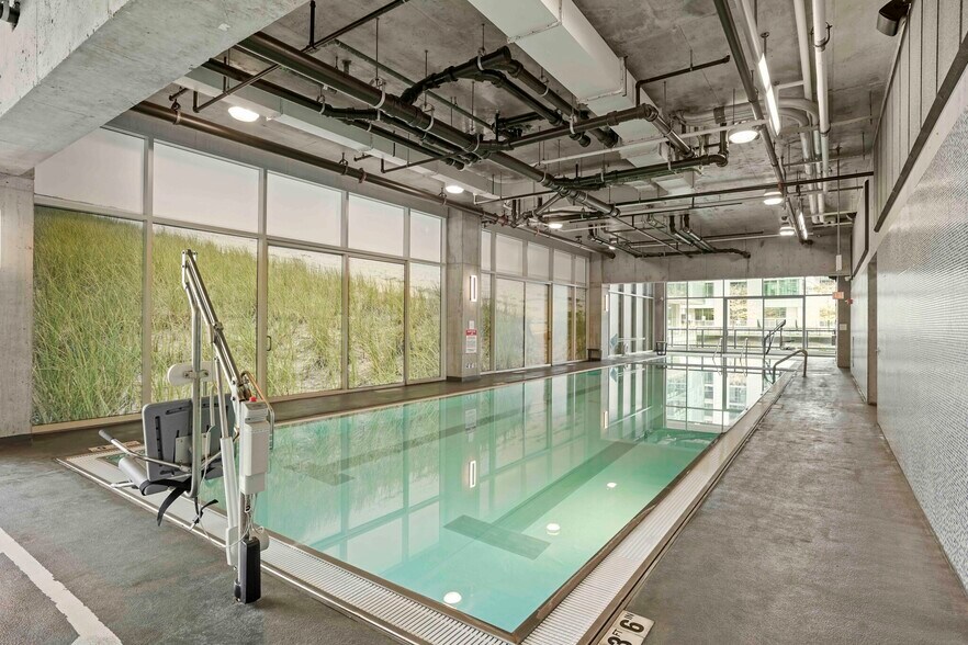 Building Photo - 181 E Illinois St