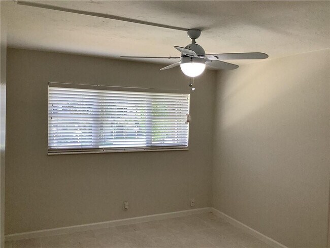 Building Photo - 300 Layne Blvd