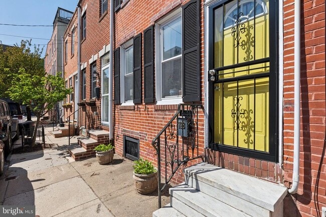 Building Photo - 728 S Smedley St