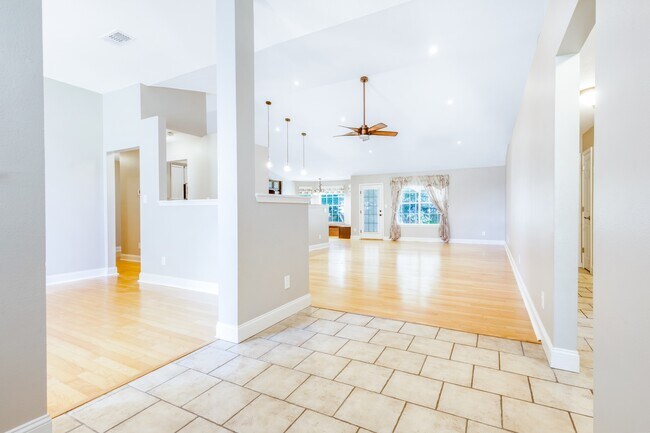 Building Photo - 5534 Berrybrook Cir
