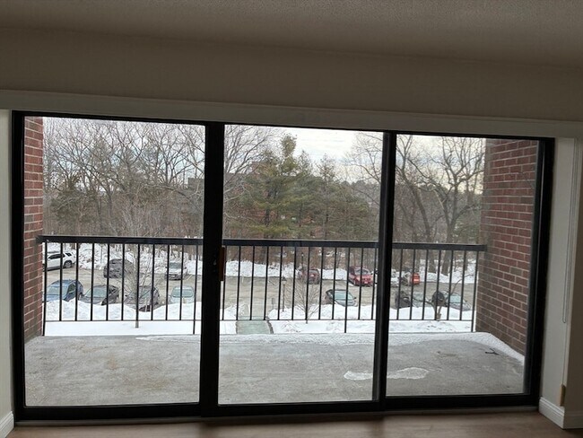 Building Photo - 1 Summit Dr