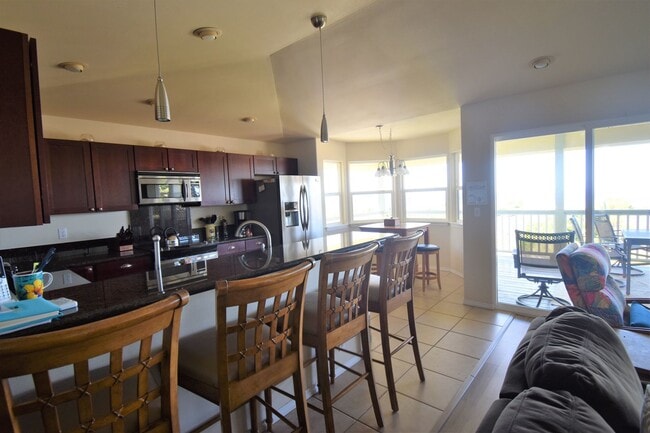 Building Photo - Palisades 4 Bedroom 3 Bath Home