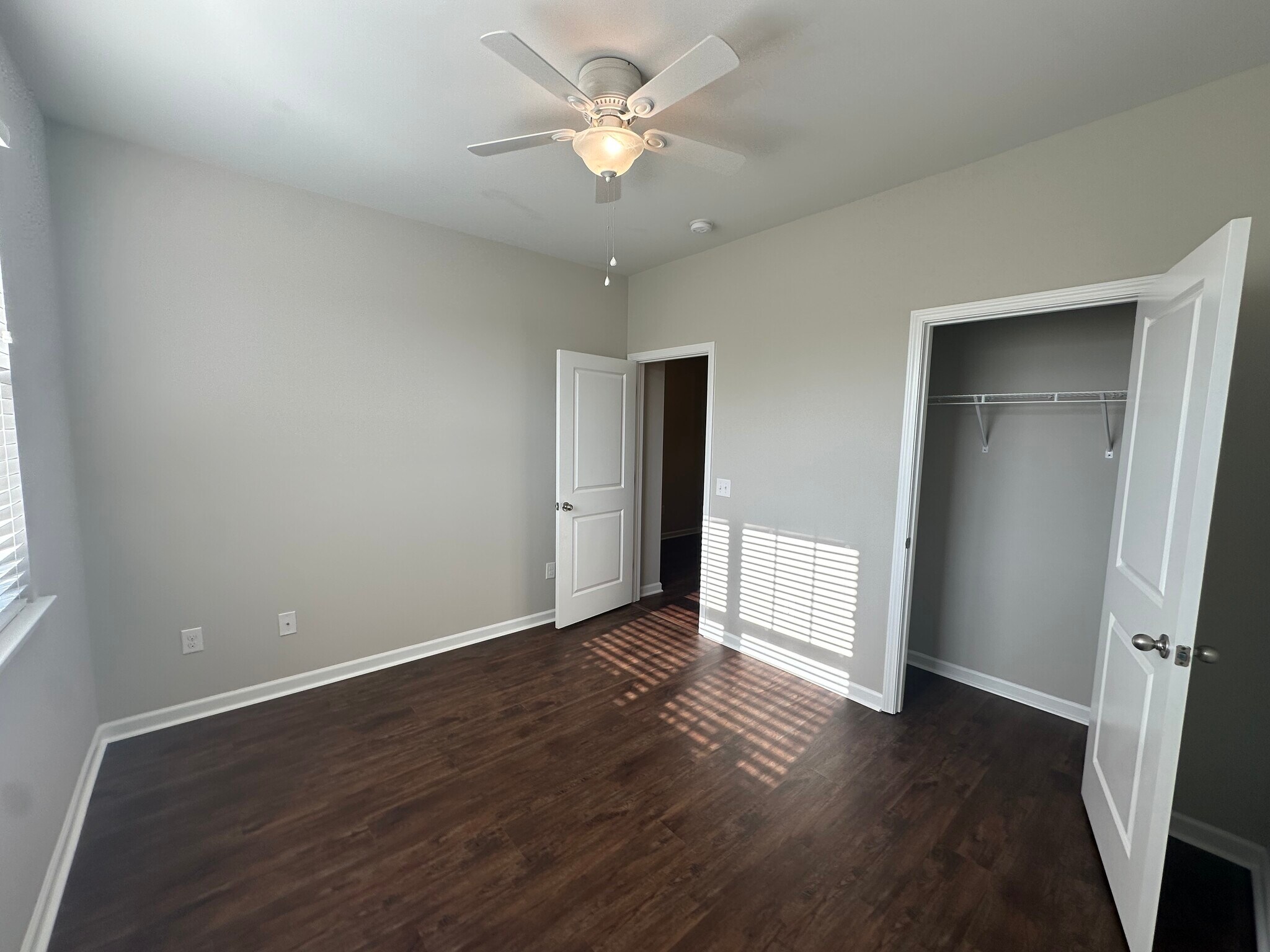 Building Photo - 8170 E Highcroft Dr NE