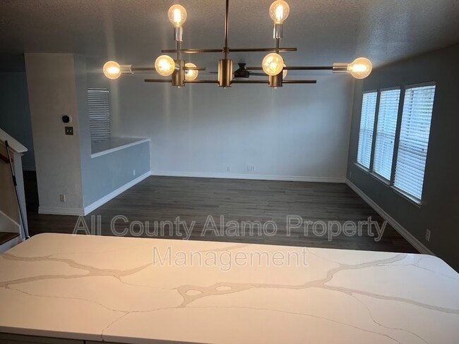 Building Photo - 7431 Cedar Farm