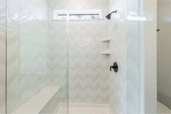 Building Photo - 201 Coachsmith St