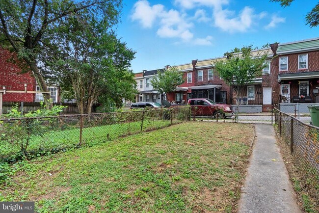 Building Photo - 1309 E Patapsco Ave