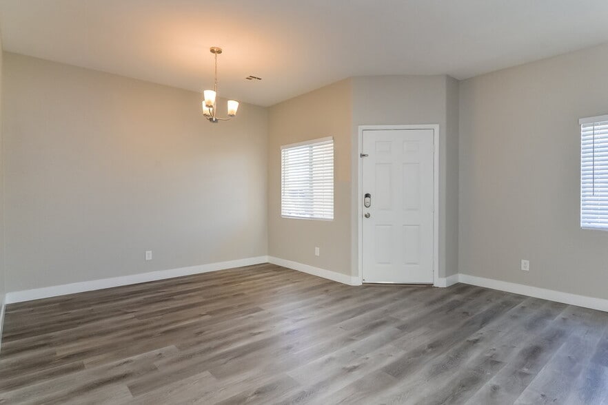 Building Photo - 1521 Knudson Ct