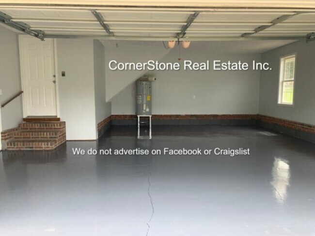 Building Photo - 109 Timber Ridge Drive, Raeford, Nc 28376
