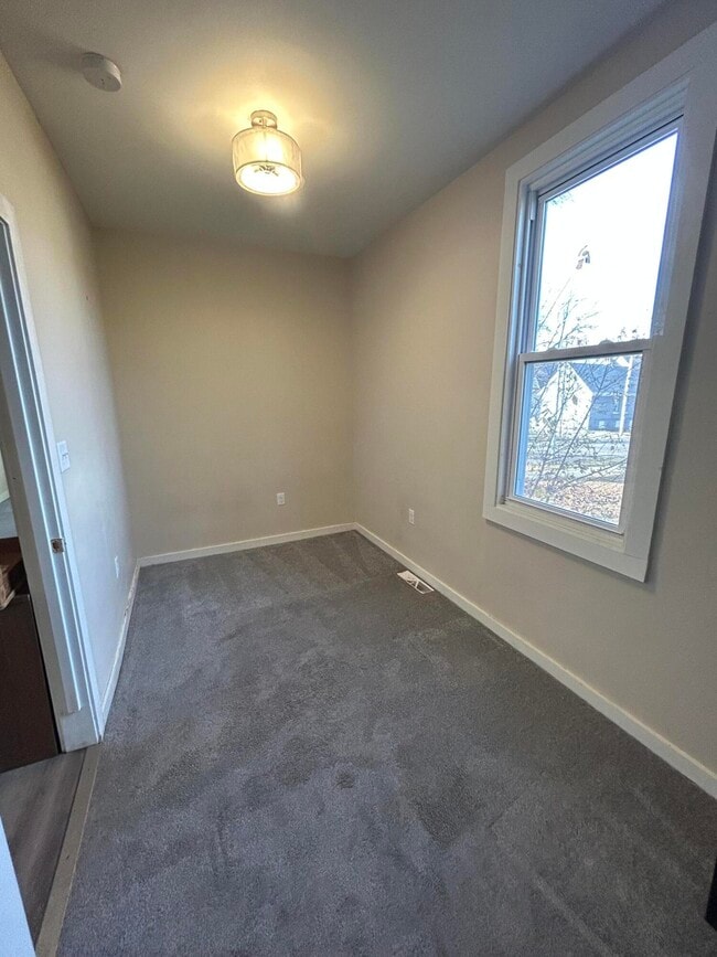 Building Photo - 1424 N 23rd St